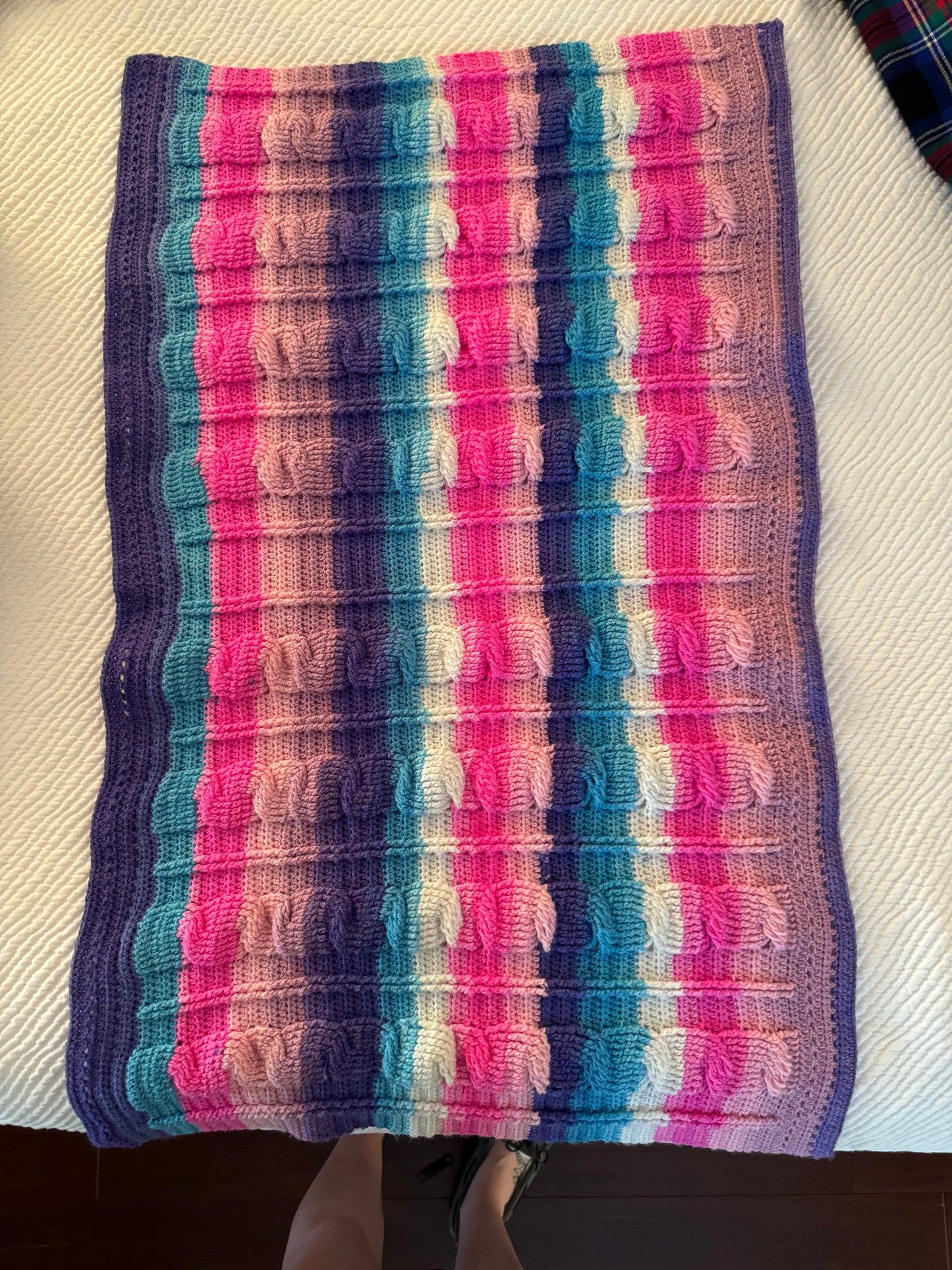 Cable stitch crochet baby blanket