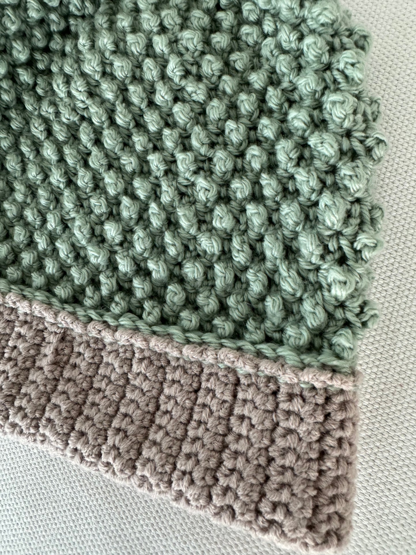 Fingerless gloves and hat set